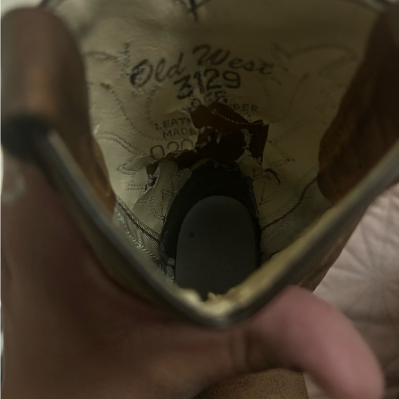 Boots - Picture 2 of 4